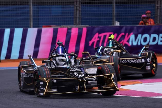 Jean Eric Vergne FRA ahead of team-mate Maximilian Günter GER both DS Penske, FIA Formula E World Championship Season 11, Mexico City E Prix, 10 01 2025, Mexico, 1 free practice