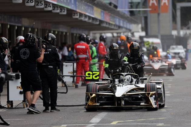 Jean Eric Vergne FRA DS Penske fast charging in the pit lane, FIA Formula E World Championship Season 11, Mexico City E Prix, 10 01 2025, Mexico, 1Shake down, Test