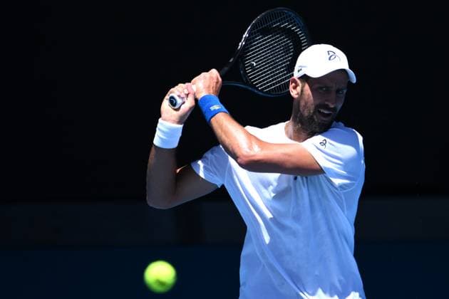 TENNIS AUSTRALIAN OPEN PRACTICE, Novak Djokovic of Serbia during a practice session ahead of the Australian Open at Melbourne Park in Melbourne, Saturday, January 11, 2025. ( NO ARCHIVING, EDITORIAL USE ONLY, NO USE IN BOOKS WITHOUT CONSENT Melbourne Victoria Australia  Copyright: xJOELxCARRETTx 20250111193863698387