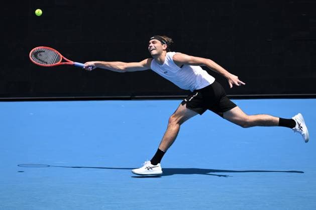 TENNIS AUSTRALIAN OPEN PRACTICE, Taylor Fritz of the USA during a practice session ahead of the Australian Open at Melbourne Park in Melbourne, Saturday, January 11, 2025. ( NO ARCHIVING, EDITORIAL USE ONLY, NO USE IN BOOKS WITHOUT CONSENT Melbourne Victoria Australia  Copyright: xJOELxCARRETTx 20250111199498792123
