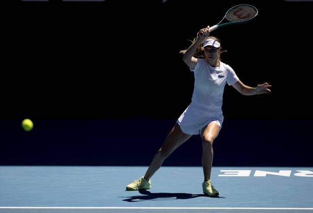Katie Boulter of GB in action during practice Australian Open, Saturday Previews, Tennis, Melbourne Park, Melbourne, Australia - 11 Jan 2025  Copyright: xEllaxLing Shutterstockx 15095107y