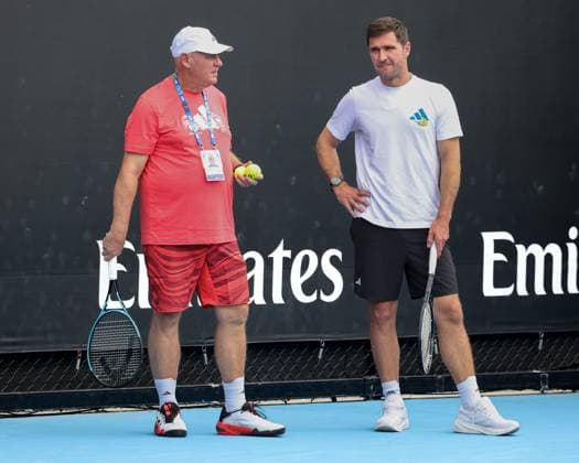 Alexander Zverev brother Mischa and father Alexander training, Australian Open 2024, Melbourne Park, Melbourne, Victoria, Australia Copyright: xJuergenxHasenkopfx