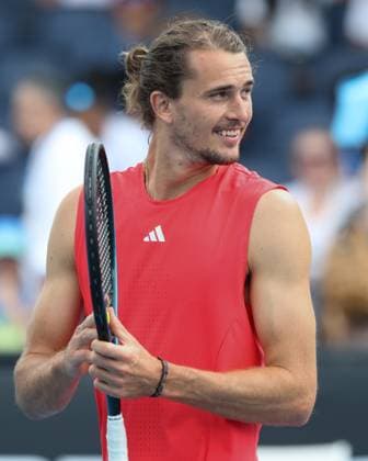 Alexander Zverev GER and team during training, Australian Open 2024, Melbourne Park, Melbourne, Victoria, Australia Copyright: xJuergenxHasenkopfx