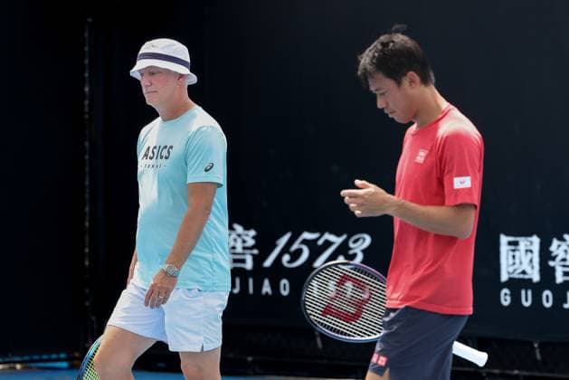Kei Nishikori out of focus and coach, coach Thomas Johansson, training, Australian Open 2024, Melbourne Park, Melbourne, Victoria, Australia Copyright: xJuergenxHasenkopfx