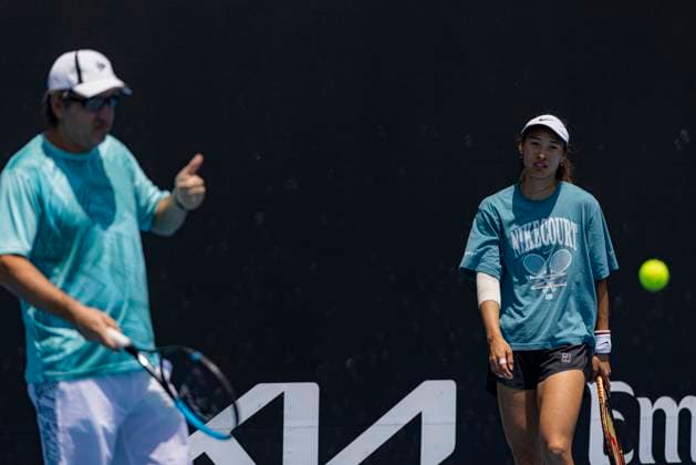 (250111) -- MELBOURNE, Jan. 11, 2025 -- Zheng Qinwen (R) of China and her coach Dante Bottini attend a training session during the Australian Open tennis tournament in Melbourne, Australia, Jan. 11, 2025. (Photo by Xinhua) (SP)AUSTRALIA-MELBOURNE-TENNIS-AUSTRALIAN OPEN-TRAINING ChuxChen 