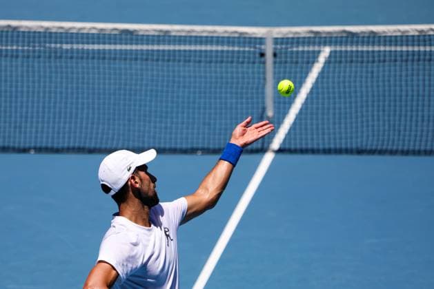 January 11, 2025: MELBOURNE, AUSTRALIA - JANUARY 11: Novak Djokovic of Serbia during practice ahead of the 2025 Australian Open at Melbourne Park on January 11, 2025 in Melbourne, Australia. - ZUMAp121 20250111_zsp_p121_012 Copyright: xChrisxPutnamx