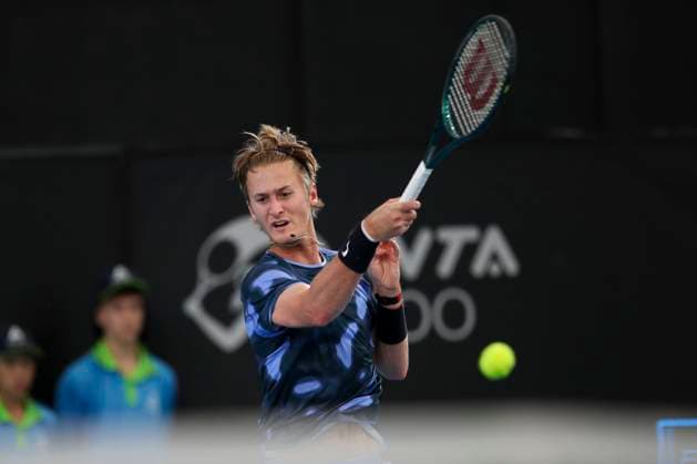 TENNIS ADELAIDE INTERNATIONAL, Sebastian Korda of the USA in the Men?s Final match against Felix Auger-Aliassime of Canada during the Adelaide International at Memorial Drive Tennis Club in Adelaide, Saturday, January 11, 2025. ( NO ARCHIVING, EDITORIAL USE ONLY, NO USE IN BOOKS WITHOUT CONSENT ADELAIDE SOUTH AUSTRALIA AUSTRALIA  Copyright: xMATTxTURNERx 20250111138649413544