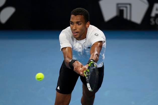 TENNIS ADELAIDE INTERNATIONAL, Felix Auger-Aliassime of Canada in the Men?s Final match against Sebastian Korda of the USA during the Adelaide International at Memorial Drive Tennis Club in Adelaide, Saturday, January 11, 2025. ( NO ARCHIVING, EDITORIAL USE ONLY, NO USE IN BOOKS WITHOUT CONSENT ADELAIDE SOUTH AUSTRALIA AUSTRALIA  Copyright: xMATTxTURNERx 20250111152460697530
