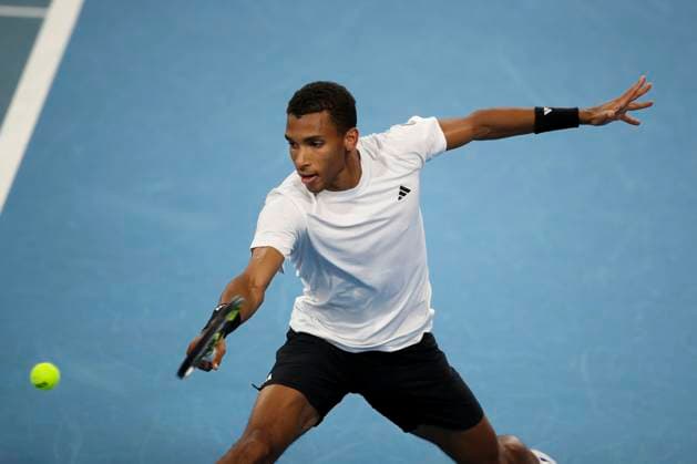TENNIS ADELAIDE INTERNATIONAL, Felix Auger-Aliassime of Canada in the Men?s Final match against Sebastian Korda of the USA during the Adelaide International at Memorial Drive Tennis Club in Adelaide, Saturday, January 11, 2025. ( NO ARCHIVING, EDITORIAL USE ONLY, NO USE IN BOOKS WITHOUT CONSENT ADELAIDE SOUTH AUSTRALIA AUSTRALIA  Copyright: xMATTxTURNERx 20250111188815738318