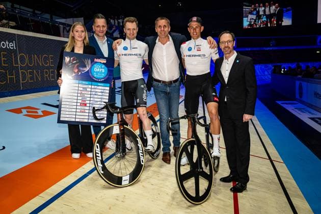 HAVIK Yoeri, POLITT Nils Sixdays Bremen 2025 Team 1 HERMES SYSTEME HAVIK Yoeri NED Black POLITT Nils GER Red Landscape horizontal Landscape Event Event Sixdays Bremen 2025 Category Category Cycling Track Cycling Sixdays Elite Men Location Location Europe Germany Bremen ÖVB Arena Discipline Madison Distance m Date Date 10 01 2025 Friday Day 1