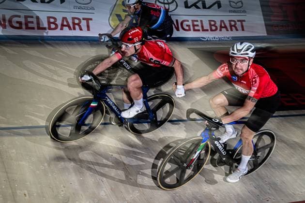 CONSONNI Simone, VIVIANI Eli Sixdays Bremen 2025 Team 6 STARK GEBÄUDEREINIGUNG CONSONNI Simone ITA Black VIVIANI Elia ITA Red Landscape horizontal Landscape Event Event Sixdays Bremen 2025 Category Category Cycling Track Cycling Sixdays Elite Men Location Location Europe Germany Bremen ÖVB Arena Discipline Madison Distance m Date Date 10 01 2025 Friday Day 1