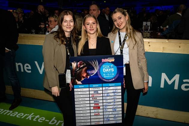Signing In Table Sixdays Bremen 2025 Signing In Table Landscape horizontal Landscape Event Event Sixdays Bremen 2025 Category Category Cycling Track Cycling Sixdays Elite Location Location Europe Germany Bremen ÖVB Arena Discipline Distance m Date Date 10 01 2025 Friday Day 1