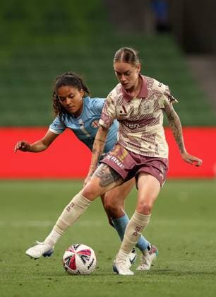 ALEAGUE WOMEN CITY ROAR, Sharn Freier of Roar controls the ball during the A-League Women Round 13 match between Melbourne City and Brisbane Roar at AAMI Park in Melbourne, Saturday, January 11, 2025. ( NO ARCHIVING, EDITORIAL USE ONLY, NO USE IN BOOKS WITHOUT CONSENT MELBOURNE VICTORIA AUSTRALIA  Copyright: xROBxPREZIOSOx 20250111172059952238