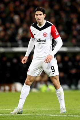 11 01 2025, xtgx, Soccer 1 Bundesliga, FC St Pauli Eintracht Frankfurt emspor, v l Igor Matanovic Eintracht Frankfurt DFL DFB REGULATIONS PROHIBIT ANY USE OF PHOTOGRAPHS as IMAGE SEQUENCES and or QUASI VIDEO Hamburg