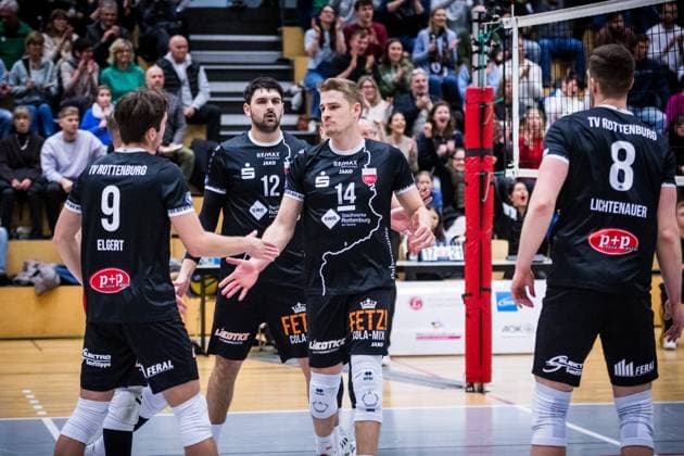 Samuel Elgert TV Rottenburg, 09 , Yannick Menke TV Rottenburg, 12 , Timon Schippmann TV Rottenburg, 14 and Niklas Lichtenauer TV Rottenburg, 08 visibly disappointed GER, Barock Volleys MTV Ludwigsburg vs TV Rottenburg, 2 Volleyball Bundesliga, 2 BLM Sued, VBL, Season 2024 2025, 11 01 2025 GER, Barock Volleys MTV Ludwigsburg vs TV Rottenburg, 2 Volleyball Bundesliga, 2 BLM Sued, VBL, Season 2024 2025, 11 01 2025 Ludwigsburg Copyright: xSandyxDinkelackerx EP_SDR