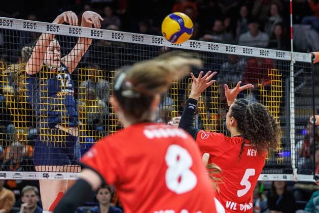11 01 25, Berlin, Volleyball 2 Bundesliga, Women, Matchday 12, BBSC Berlin VFL Oythe at Max Schmelling Halle BBSC Berlin VFL Oythe