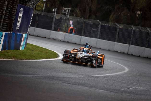 2025 FORMULA E MEXICO CITY ePRIX 08 BIRD Sam (gbr), NEOM McLaren Formula E Team, Nissan e-4ORCE 05, action during the Mexico City ePrix, 2nd round of the 2024-25 ABB FIA Formula E World Championship, WM, Weltmeisterschaft on the Autodromo Hermanos Rodriguez from January 10 to 11, 2025 in Mexico City, Mexico - Mexico CityMexico  Copyright: xAlexisxPerrinx