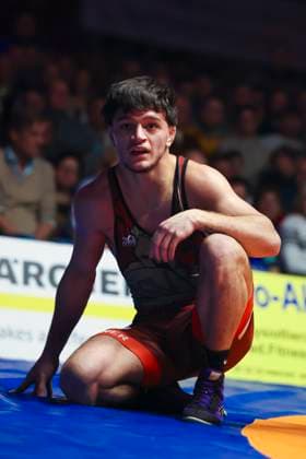 Semifinal wrestling Bundesliga ASV Schorndorf vs SV Wacker Burghausen 66kg freestyle Burak Demir ASV Schorndorf in red during the semifinal fight of the German team championship between ASV Schorndorf and SV Wacker Burghausen in the Birtat wrestling Bundesliga on 01 01 2025 in Schorndorf, Germany