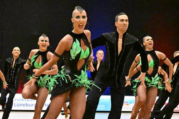 GER Dancing, 1 Bundesliga der Lateinformationen 11 01 2025, GER Dancing, 1 Bundesliga der Lateinformationen,, preliminary round, in the picture TSC Rot Gold Casino Nuernberg A with the theme Back in Black nordphotoxGmbH xWitke nph00002