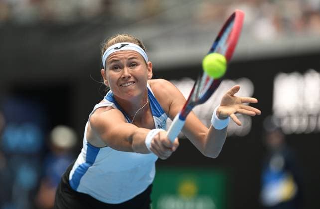 TENNIS AUSTRALIAN OPEN, Marie Bouzkova of Czech Republic returns during her round 1 match against Mirra Andreeva of Russia during the 2025 Australian Open at Melbourne Park in Melbourne, Sunday, January 12, 2025. ( NO ARCHIVING, EDITORIAL USE ONLY, NO USE IN BOOKS WITHOUT CONSENT MELBOURNE VICTORIA AUSTRALIA  Copyright: xLUKASxCOCHx 20250112186199492757