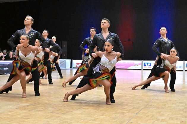 GER Dancing, 1 National League of Latin Formations 11 01 2025, GER Dancing, 1 National League of Latin Formations,, Final, in the picture Gruen Gold Club Bremen A with the theme Freedom and Peace nordphotoxGmbH xWitke nph00002