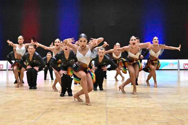 GER Dancing, 1 National League of Latin Formations 11 01 2025, GER Dancing, 1 National League of Latin Formations,, Final, in the picture Gruen Gold Club Bremen A with the theme Freedom and Peace nordphotoxGmbH xWitke nph00002