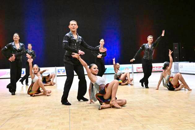 GER Dancing, 1 National League of Latin Formations 11 01 2025, GER Dancing, 1 National League of Latin Formations,, Final, in the picture Gruen Gold Club Bremen A with the theme Freedom and Peace nordphotoxGmbH xWitke nph00002