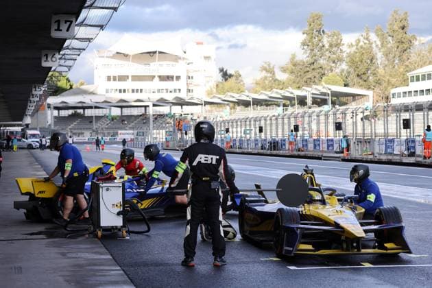 Lucas di Grassi BRA Lola Yamaha fast charging into the pit lane while teammate Zane Maloney BER is pushed into the pits, FIA Formula E World Championship Season 11, Mexico City E Prix, 11 01 2025, Mexico, Test fast charger, 2 free practice sessions