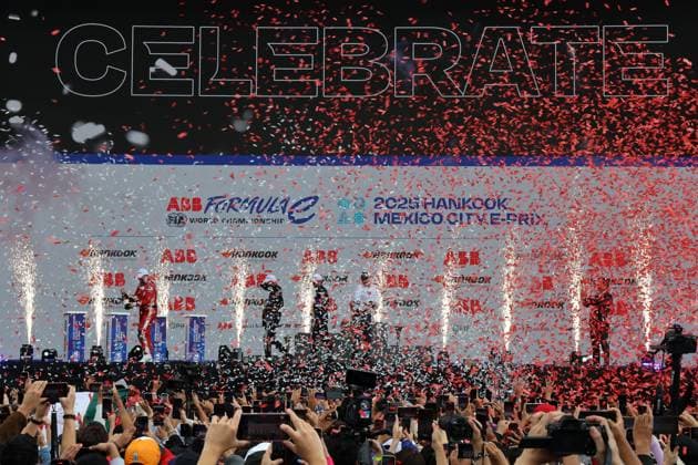 Paper confetti rain and flying sparks after the podium ceremony, FIA Formula E World Championship Season 11, Mexico City E Prix, 11 01 2025, Mexico