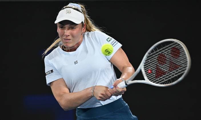 TENNIS AUSTRALIAN OPEN, Donna Vekic of Croatia returns during her round 1 match against Diane Parry of France during the 2025 Australian Open at Melbourne Park in Melbourne, Sunday, January 12, 2025. ( NO ARCHIVING, EDITORIAL USE ONLY, NO USE IN BOOKS WITHOUT CONSENT MELBOURNE VICTORIA AUSTRALIA  Copyright: xJAMESxROSSx 20250112166249569000