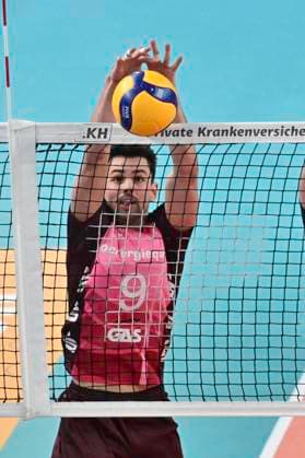 GER 1 VBL, SVG Lueneburg vs Energiequelle Netzhoppers KW 12 01 2025, LKH Arena, Lueneburg, GER 1 VBL, SVG Lueneburg vs Energiequelle Netzhoppers KW in picture single action portrait format Hannes Gerken Koenig Wusterhausen 09 nordphotoxGmbH xWitke nph00002