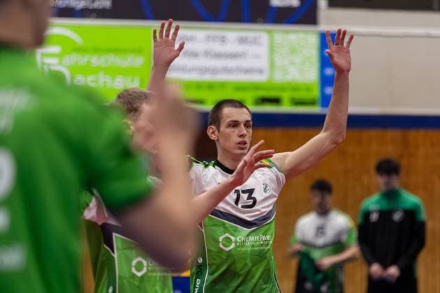 Celebration after Pascal Eichler wins point VC Bitterfeld Wolfen, 13 , GER, ASV Dachau vs VC Bitterfeld Wolfen, Volleyball, 1 Bundesliga, Matchday 14, Season 2024 2025, 12 01 2025, GER, ASV Dachau vs VC Bitterfeld Wolfen, Volleyball, 1 Bundesliga, Matchday 14, Season 2024 2025, 12 01 2025 Dachau Copyright: xEibner-Pressefoto JennixMaulx EP_JML