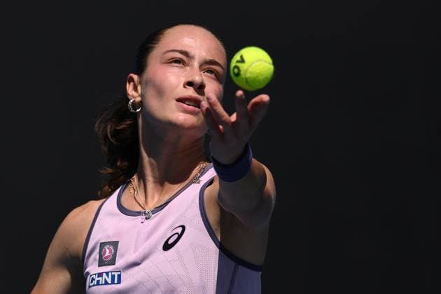 TENNIS AUSTRALIAN OPEN, Zeyneo Sonmez of Turkey prepares to serve during her round 1 match against Talia Gibson of Australia during the 2025 Australian Open at Melbourne Park in Melbourne, Monday, January 13, 2025. ( NO ARCHIVING, EDITORIAL USE ONLY, NO USE IN BOOKS WITHOUT CONSENT MELBOURNE VICTORIA AUSTRALIA  Copyright: xJOELxCARRETTx 20250113187130840059