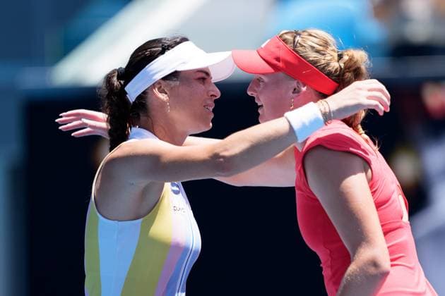 Tennis 2025: Australian Open Day 2 January 13, 2025: AJLA TOMLJANOVIC of Australia celebrates after defeating ASHLYN KRUEGER of the USA on KIA Arena in a Women s Singles 1st round match on day 2 of the 2025 Australian Open in Melbourne, Australia. Sydney Low Cal Media(Credit Image: Â Sydney Low Cal Sport Media) Melbourne Victoria Australia EDITORIAL USE ONLY Copyright: xx ZUMA-20250113_faf_c04_002.jpg SydneyxLowx csmphotothree344521