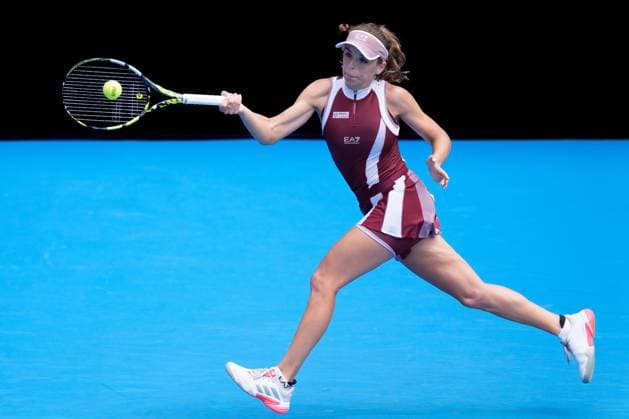 January 13, 2025: LUCIA BRONZETTI of Italy in action against 21st seed VICTORIA AZARENKA of Belarus on KIA Arena in a Women s Singles 1st round match on day 2 of the 2025 Australian Open in Melbourne, Australia. Cal Media Melbourne Australia - ZUMAc04_ 20250113_faf_c04_019 Copyright: xSydneyxLowx