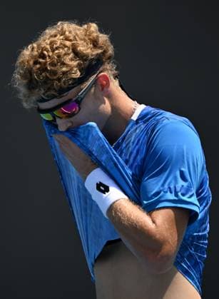 TENNIS AUSTRALIAN OPEN, Martin Landaluce of Spain reacts during his round 1 match against James McCabe of Australia during the 2025 Australian Open at Melbourne Park in Melbourne, Monday, January 13, 2025. ( NO ARCHIVING, EDITORIAL USE ONLY, NO USE IN BOOKS WITHOUT CONSENT MELBOURNE VICTORIA AUSTRALIA  Copyright: xLUKASxCOCHx 20250113185345741387