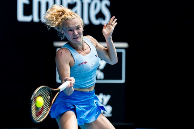 MELBOURNE, VIC - JANUARY 13: Katerina Siniakov of Czechia in action during Round 1 of the 2025 Australian Open on January 13 2025, at Melbourne Park in Melbourne, Australia. (Photo by Jason Heidrich Icon Sportswire) TENNIS: JAN 13 Australian Open EDITORIAL USE ONLY Icon250113112