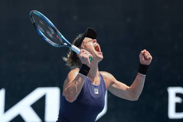 Laura Siegemund cheers after the victory,Cheers, joy, emotion,Australian Open 2024, Melbourne Park, Melbourne, Victoria, Australia Copyright: xJuergenxHasenkopfx