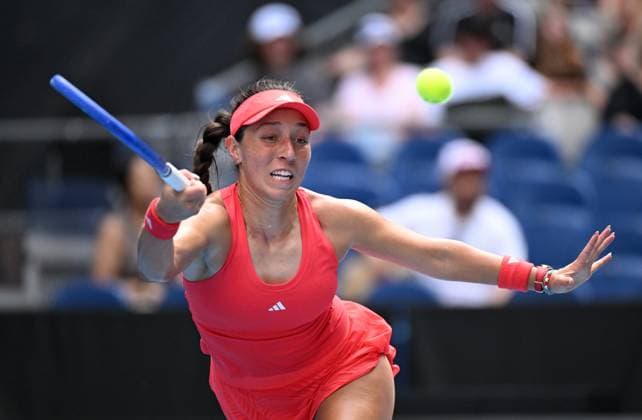 TENNIS AUSTRALIAN OPEN, Jessica Pegula of USA returns during her round 1 match against Maya Joint of Australia during the 2025 Australian Open at Melbourne Park in Melbourne, Monday, January 13, 2025. ( NO ARCHIVING, EDITORIAL USE ONLY, NO USE IN BOOKS WITHOUT CONSENT MELBOURNE VICTORIA AUSTRALIA  Copyright: xJAMESxROSSx 20250113116170701142