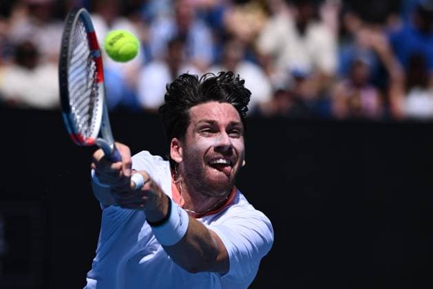 TENNIS AUSTRALIAN OPEN, Cameron Norrie of Great Britain returns during his round 1 match against Matteo Berrettini of Italy during the 2025 Australian Open at Melbourne Park in Melbourne, Tuesday, January 14, 2025. ( NO ARCHIVING, EDITORIAL USE ONLY, NO USE IN BOOKS WITHOUT CONSENT MELBOURNE VICTORIA AUSTRALIA  Copyright: xJOELxCARRETTx 20250114175328910633