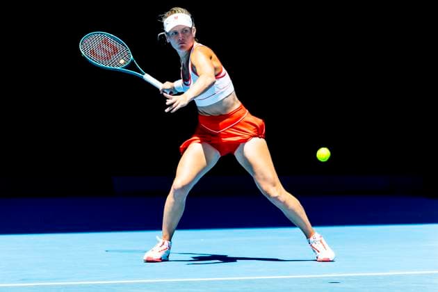 MELBOURNE, VIC - JANUARY 14: Peyton Stearns of the United States of America in action during Round 1 of the 2025 Australian Open on January 14 2025, at Melbourne Park in Melbourne, Australia. (Photo by Jason Heidrich Icon Sportswire) TENNIS: JAN 14 Australian Open EDITORIAL USE ONLY Icon250114016