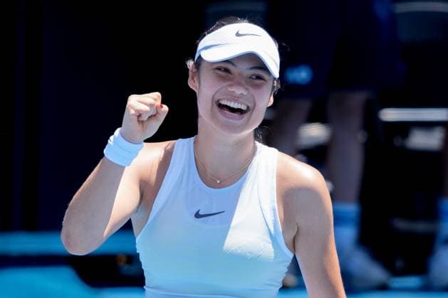 Tennis 2025: Australian Open Day 3 January 14, 2025: EMMA RADUCANU of Great Britain celebrates after defeating 26th seed EKATERINA ALEXANDROVA of the Russian Federation on Court 3 in a Women s Singles 1st round match on day 3 of the 2025 Australian Open in Melbourne, Australia. Sydney Low Cal Media(Credit Image: Â Sydney Low Cal Sport Media) Melbourne Victoria Australia EDITORIAL USE ONLY Copyright: xx ZUMA-20250114_faf_c04_001.jpg SydneyxLowx csmphotothree344608