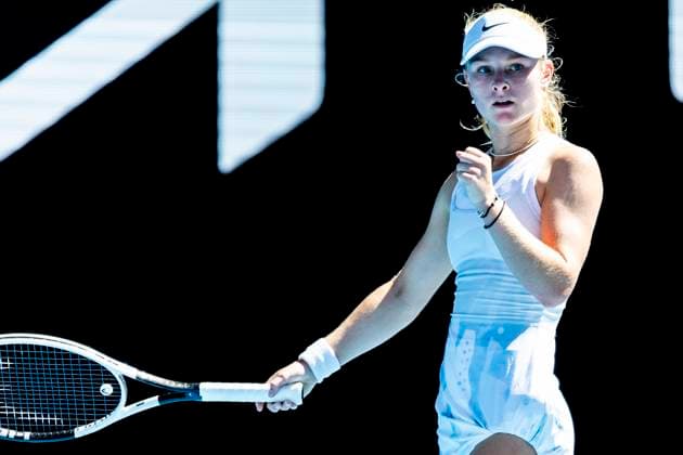 MELBOURNE, VIC - JANUARY 14: Emerson Jones of Australia in action during Round 1 of the 2025 Australian Open on January 14 2025, at Melbourne Park in Melbourne, Australia. (Photo by Jason Heidrich Icon Sportswire) TENNIS: JAN 14 Australian Open EDITORIAL USE ONLY Icon250114123