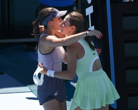 Kimberly Birrell AUS congratulates the winner Eva Lys Australian Open 2024, Melbourne Park, Melbourne, Victoria, Australia Copyright: xJuergenxHasenkopfx