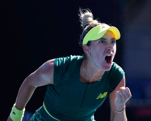 Sport Bilder des Tages (250114) -- MELBOURNE, Jan. 14, 2025 -- McCartney Kessler celebrates scoring during the women s singles first round match between Zhang Shuai of China and McCartney Kessler of the United States at Australian Open tennis tournament in Melbourne, Australia, Jan. 14, 2025. ) (SP)AUSTRALIA-MELBOURNE-TENNIS-AUSTRALIAN OPEN-DAY 3 MaxPing 