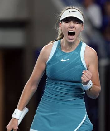 Katie Boulter of Great Britain Australian Open, Day Three, Tennis, Melbourne Park, Melbourne, Australia - 14 Jan 2025  Copyright: xRachelxBach Shutterstockx 15098467dk