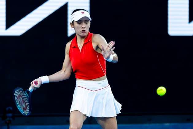 MELBOURNE, VIC - JANUARY 14: Sijia Wei of China in action during Round 1 of the 2025 Australian Open on January 14 2025, at Melbourne Park in Melbourne, Australia. (Photo by Jason Heidrich Icon Sportswire) TENNIS: JAN 14 Australian Open EDITORIAL USE ONLY Icon250114171