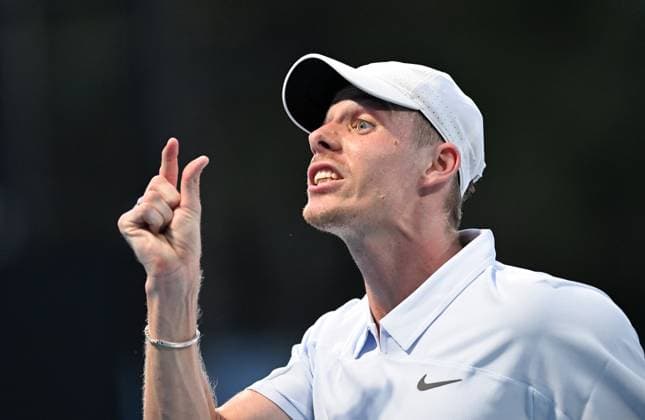 TENNIS AUSTRALIAN OPEN, Denis Shapovalov of Canada reacts during his round 1 match against Roberto Bautista Agut of Spain during the 2025 Australian Open at Melbourne Park in Melbourne, Tuesday, January 14, 2025. ( NO ARCHIVING, EDITORIAL USE ONLY, NO USE IN BOOKS WITHOUT CONSENT MELBOURNE VICTORIA AUSTRALIA  Copyright: xLUKASxCOCHx 20250114151558328212