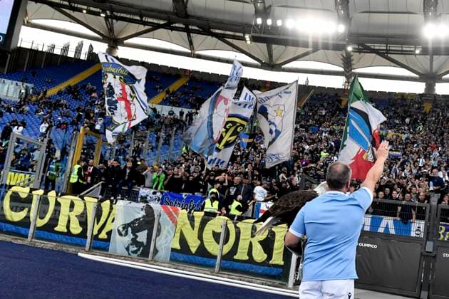 Juan Bernabe, the falconer of the Lazio mascot, the eagle Olimpia, greets Inter fans with the fascist salute during the Serie A football match between SS Lazio and FC Internazionale at Olimpico stadium in Rome (Italy), October 16th, 2021. Photo Insidefoto insidefotoas