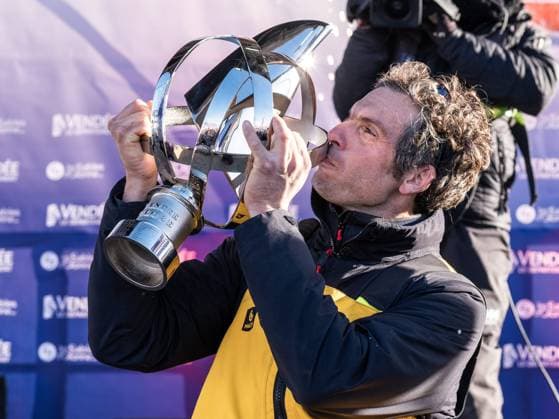 Sport Bilder des Tages Arrivée Vendée Globe DAREK SZUSTER MAXPPP ; 14 01 2025 ; Les Sables-d Olonne (85) 14-01-2025 : Arrivée de Charlie Dalin (Imoca Macif Santé Prévoyance) - French skipper Charlie Dalin celebrates his victory after crossing the finish line aboard his Imoca 60 monohull Macif to win the 10th edition of the Vendée Globe, Les Sables-d Olonne, western France, on January 14, 2024.  Copyright: xMAXPPPxDAREKxSZUSTERx DSCF2768-2 DSZ2025011429